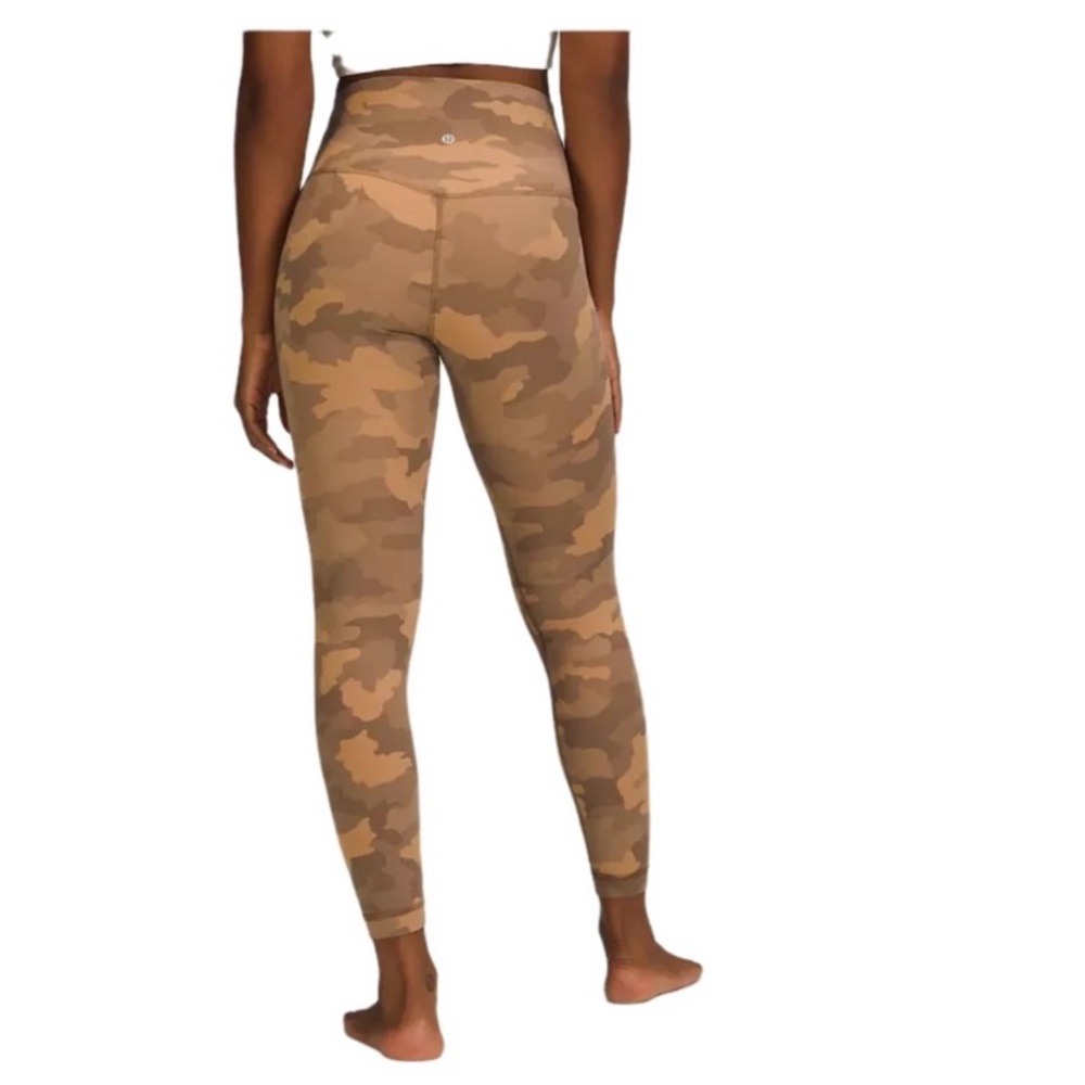 Lululemon heritage beige camo HR align size 4